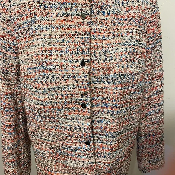 Ladies skirt suit -new - Picture 2 of 7